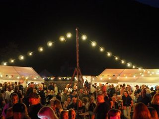 Das war das 39. Wiesensteiger Open Air💛

Vielen lieben Dank an die tollen Bands und alle Besucherinnen und Besucher die mit uns getanzt und den Abend genossen haben🪩

Außerdem ein herzliches Dankeschön an unsere Sponseren @prinzing.inside @kaiserbrauerei @fahrschule_weiss_gbr @hoetzel_objekteinrichtung @smt.allmendinger @albwerk 
und nicht zu vergessen den Skiclub Wiesensteig, die Bergwacht, die Stadtkapelle und die FGW für die tatkräftige Unterstützung! 🫶

Bis zum nächsten Mal🌞